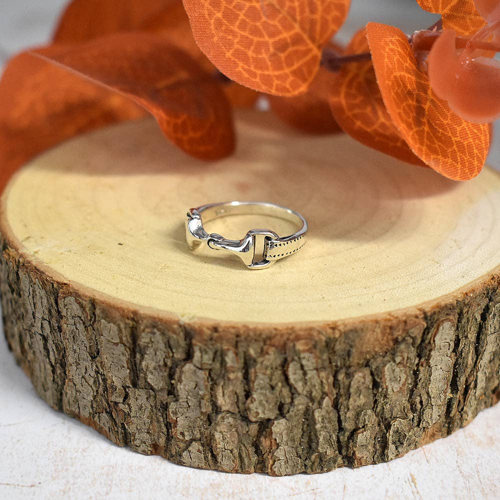 Kali Ma Cavelli Snaffle & Buckle Ring